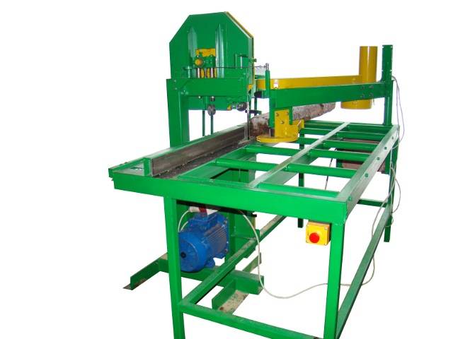 Вертикальный ленточно-пильний станок