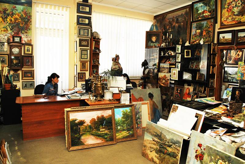 Офис салона "Этюд"